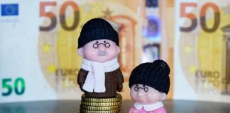 Пенсии чиновников и обычных жителей Германии отличаются в несколько раз