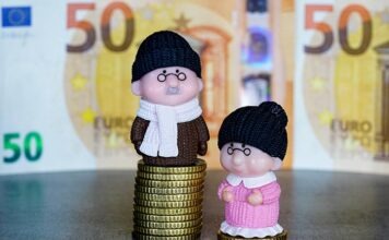 Пенсии чиновников и обычных жителей Германии отличаются в несколько раз
