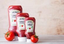 AfD вступилась за христиан из-за надписей на бутылках Heinz