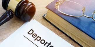 CDU предложила лишать скрывающихся от депортации мигрантов социальной помощи