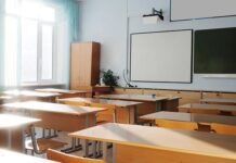 Сотни берлинских учителей отсутствуют на работе больше года