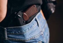 В Германии выросло число экстремистов с разрешениями на оружие